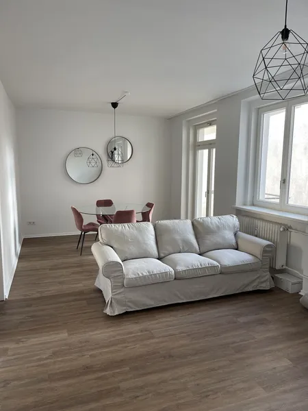 Möblierte zentral gelegene 2 Zimmer Wohnung, Erstbezug nach Renovierung — photo 1